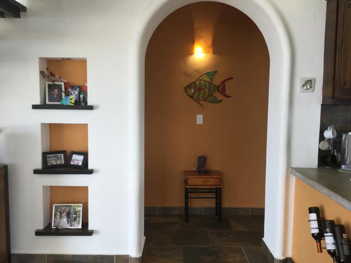 Hawk'S Nest Bed & Breakfast La Laguna de San Carlos Exterior photo