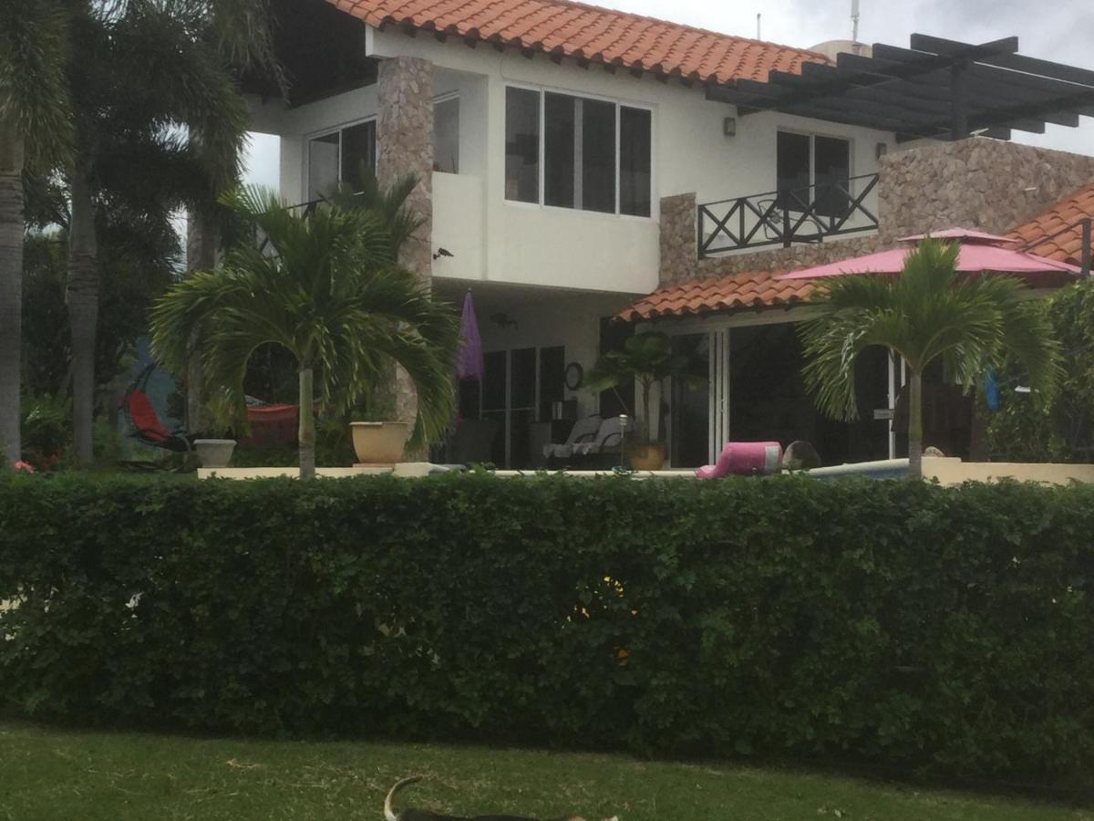 Hawk'S Nest Bed & Breakfast La Laguna de San Carlos Exterior photo